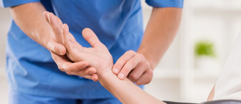 Saiba quem é Médico Fisiatra e quais as suas áreas de atuação